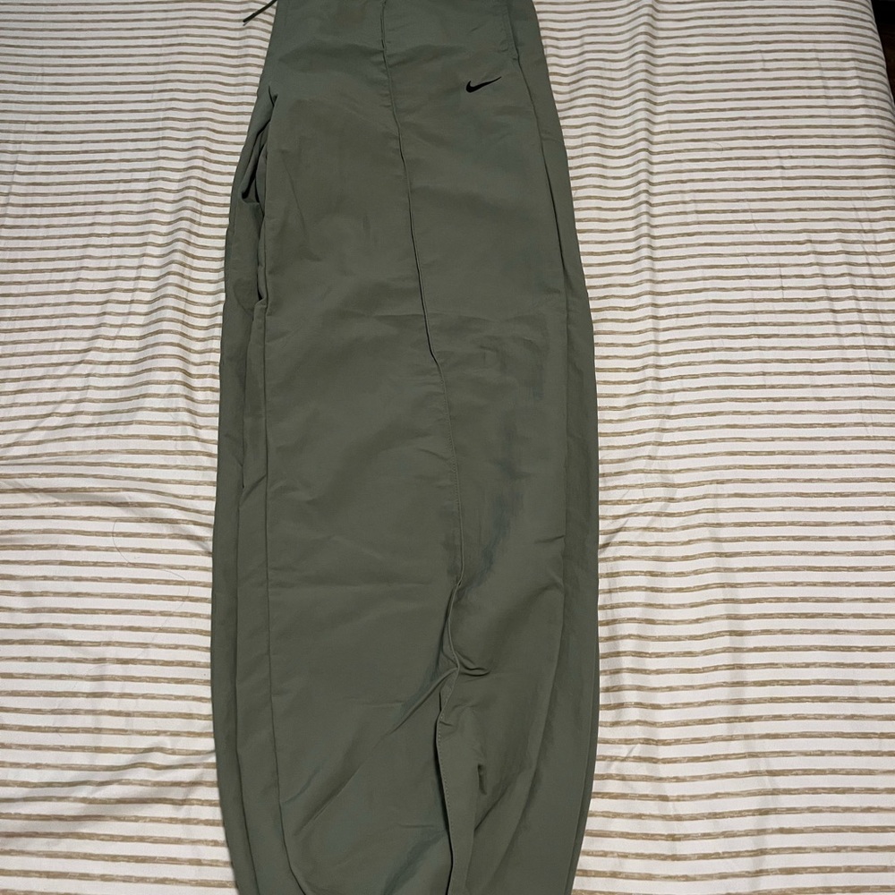 Nike windbreaker pants.